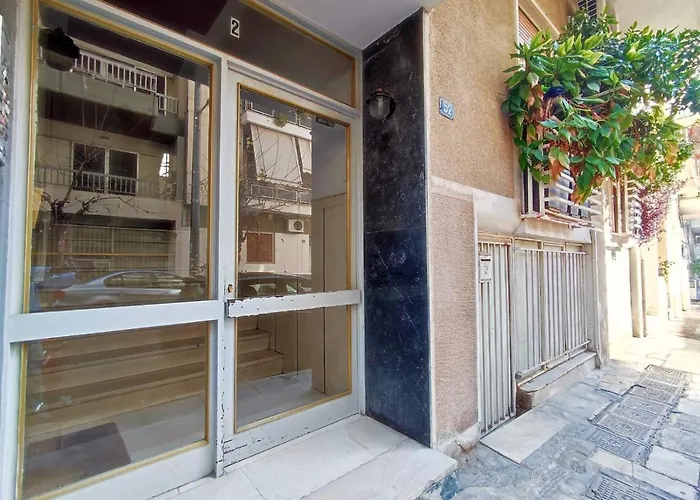 Avli Apartment